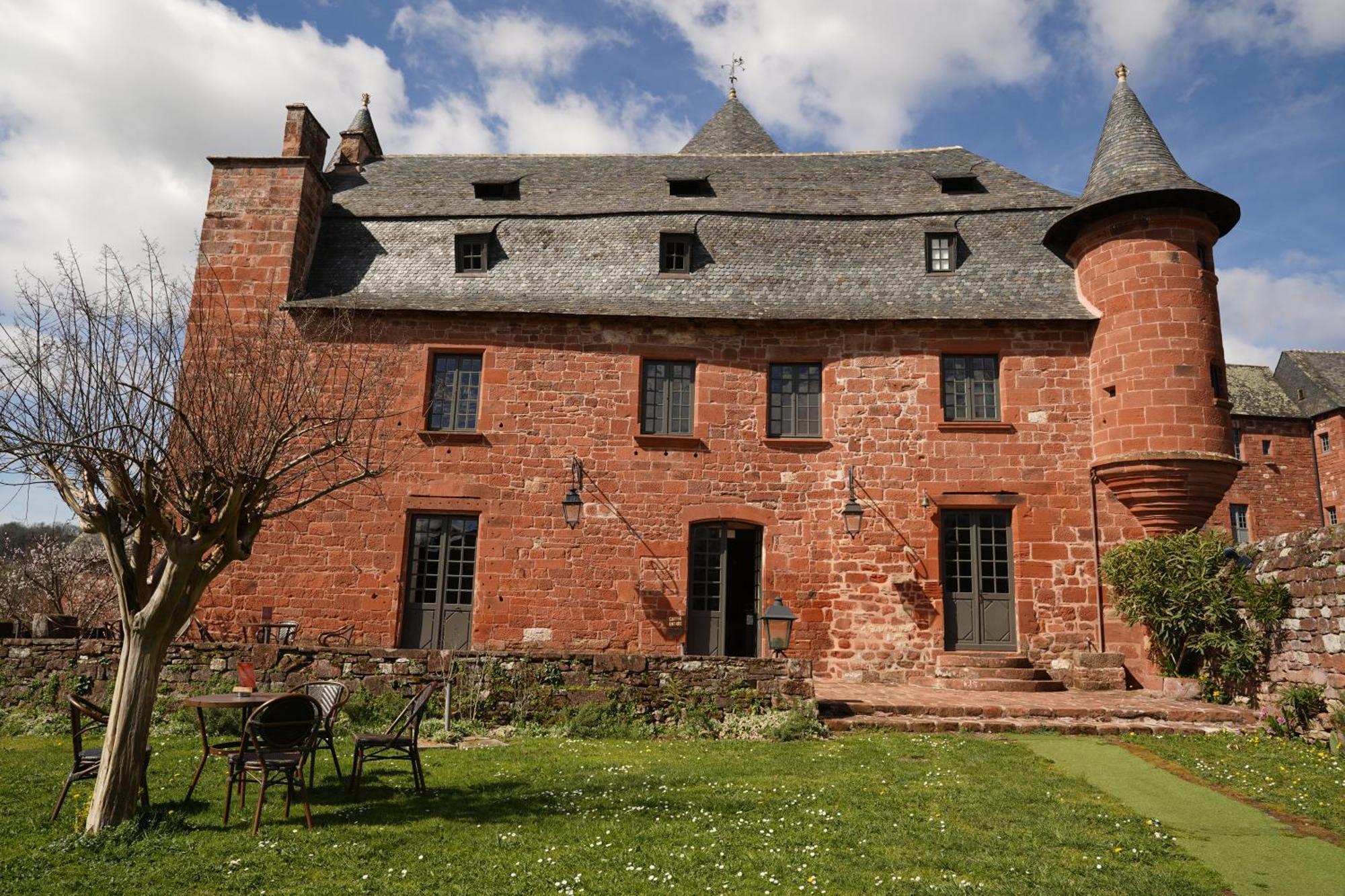 Chateau De Vassinhac D'hotes La Rouge Affittacamere